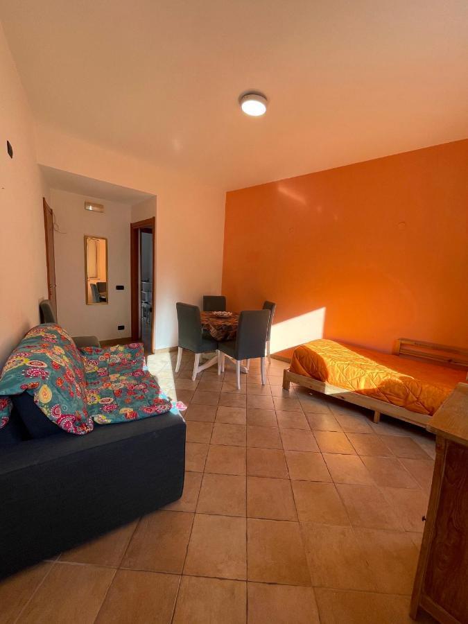 Casagioia Apartment เชฟาลู ภายนอก รูปภาพ